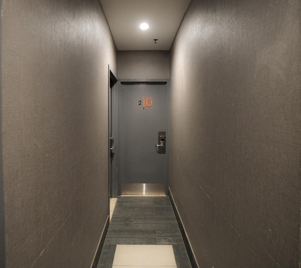 Midtown West Hotel New York Exterior foto
